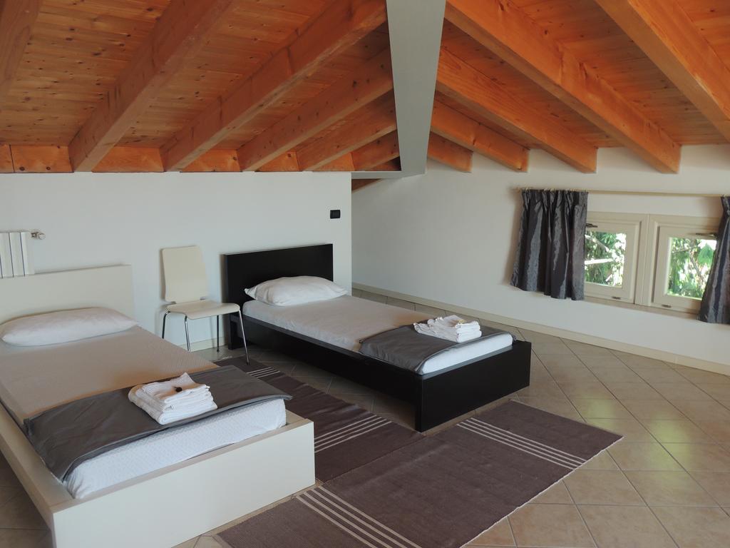Villa Rosa Moniga del Garda 객실 사진
